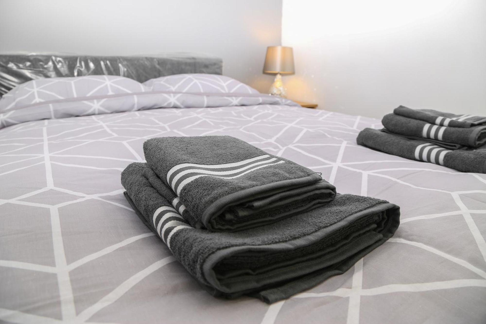 Ferienwohnung Luxurious & Lavish Salford Quays Free Parking Manchester Exterior foto